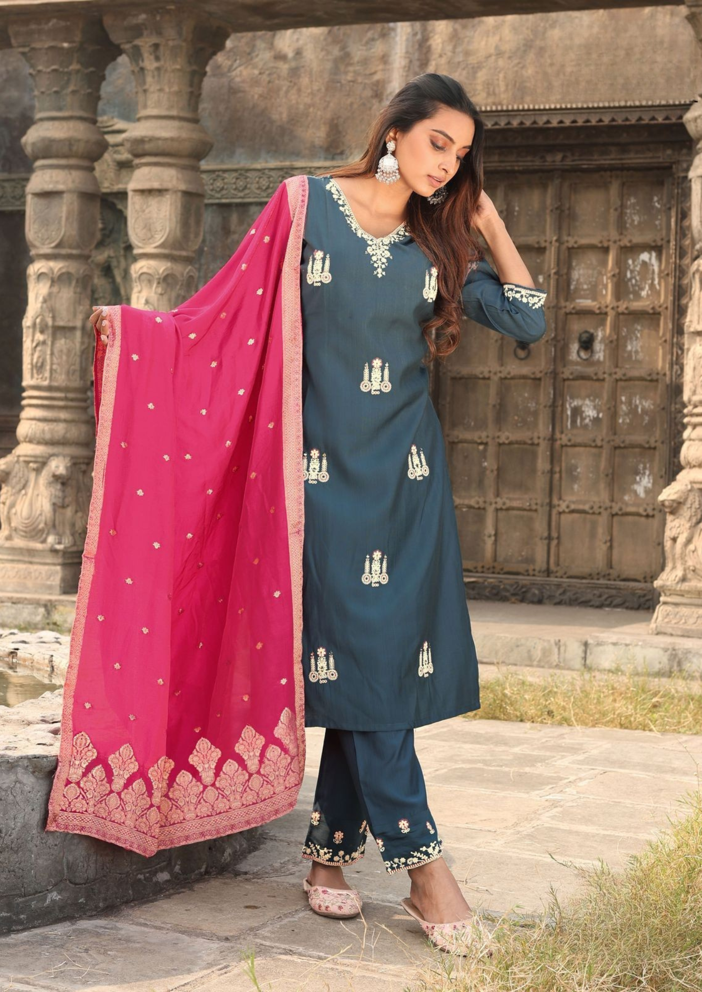 Elegant Viscose Ethnic Suit set