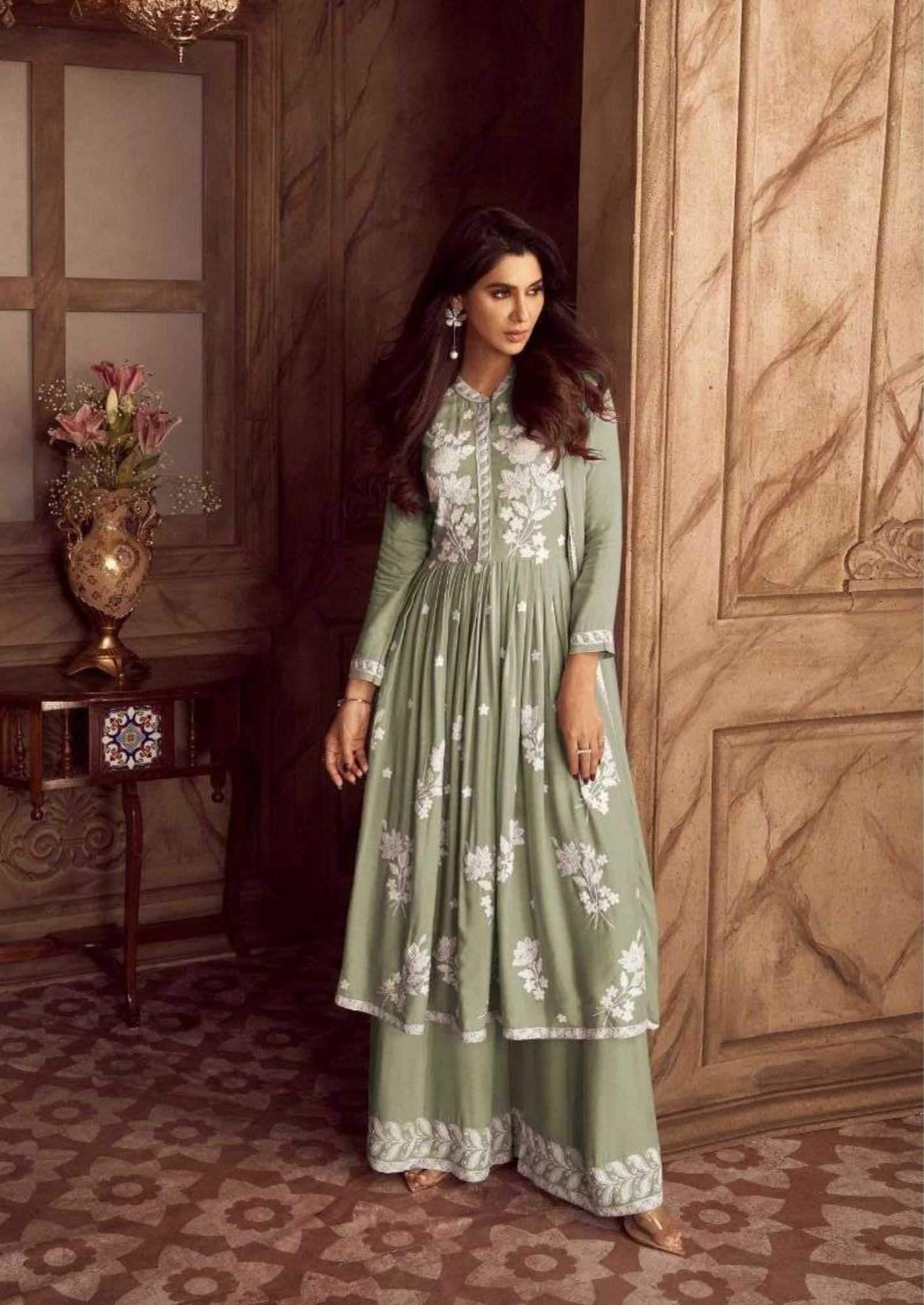 Vamika Lakhnawi – Elegant Embroidered Kurti Collection