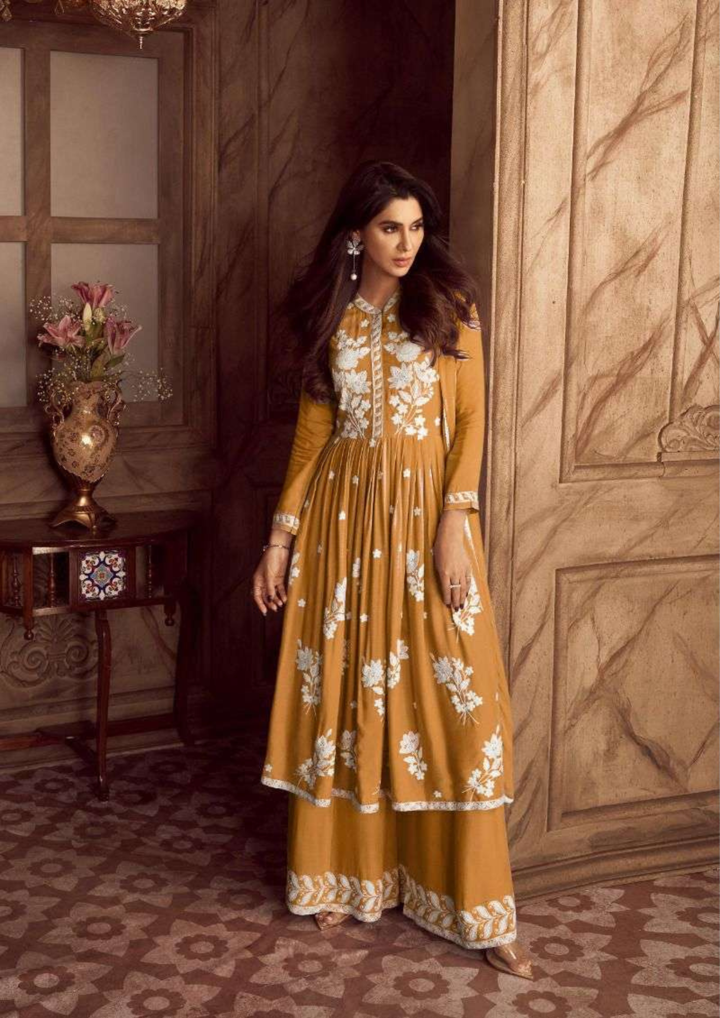 Vamika Lakhnawi – Elegant Embroidered Kurti Collection