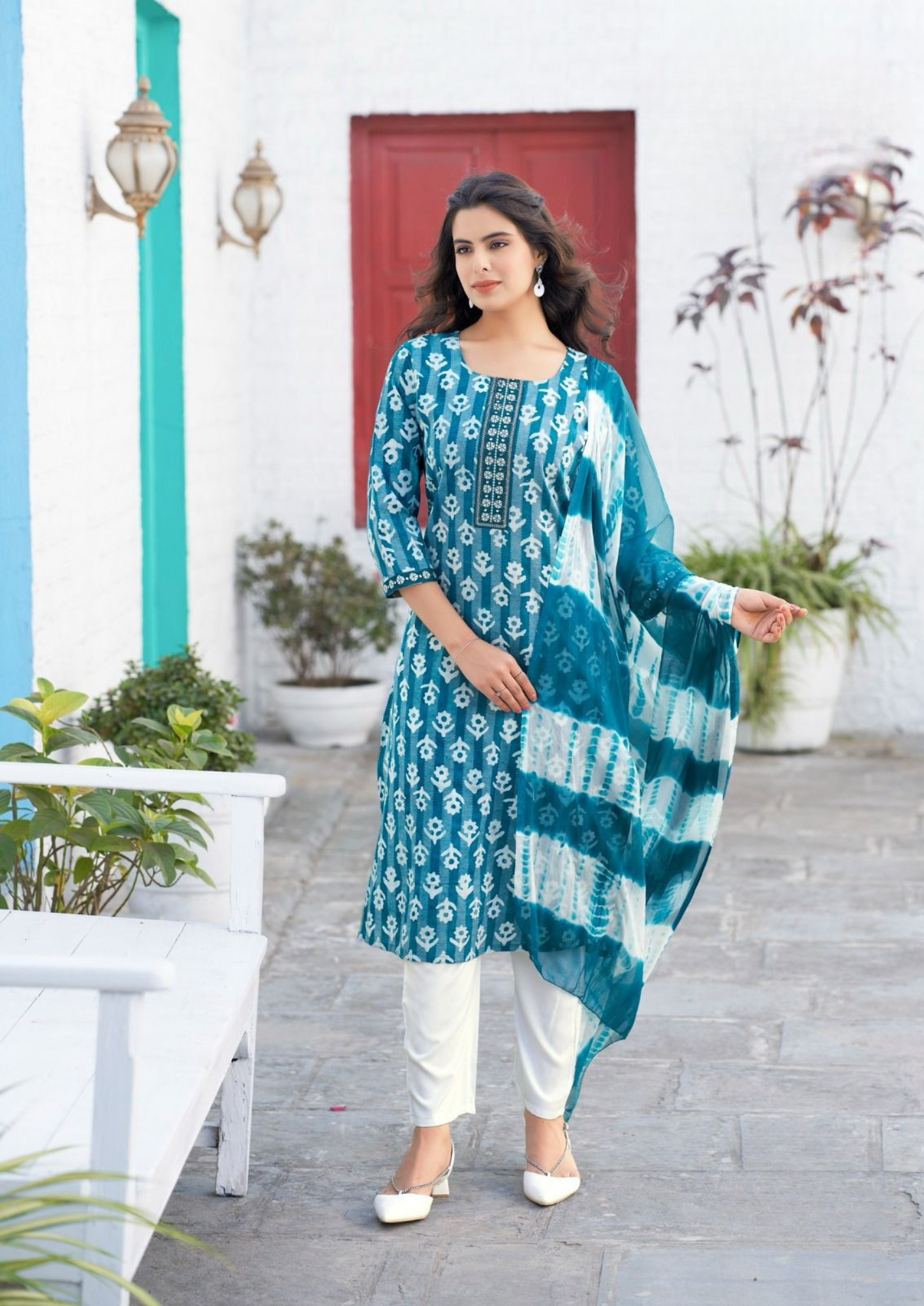 Mystic Nisha Elegant Dobby Cotton Kurti Pant Set with Batik Neck Embroidery