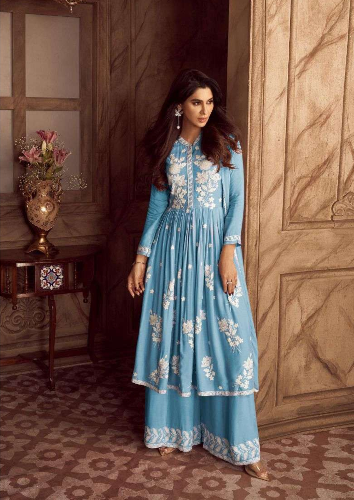 Vamika Lakhnawi – Elegant Embroidered Kurti Collection