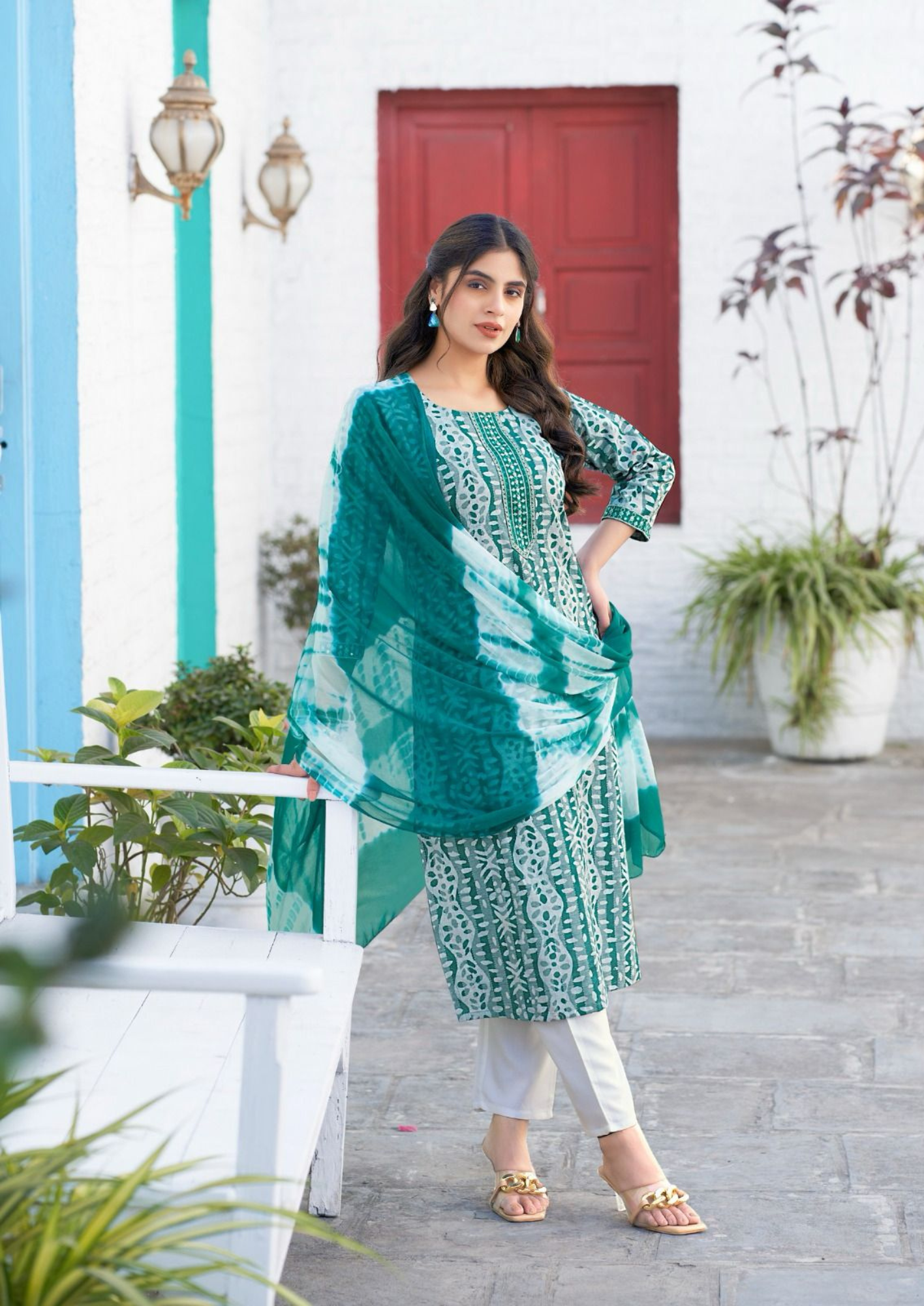 Mystic Nisha Elegant Dobby Cotton Kurti Pant Set with Batik Neck Embroidery