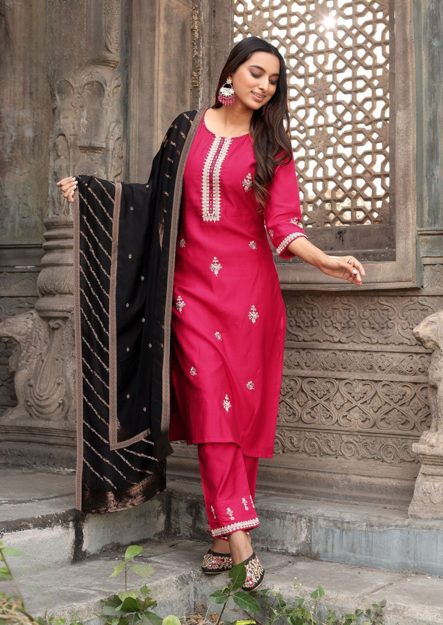 Elegant Viscose Ethnic Suit set
