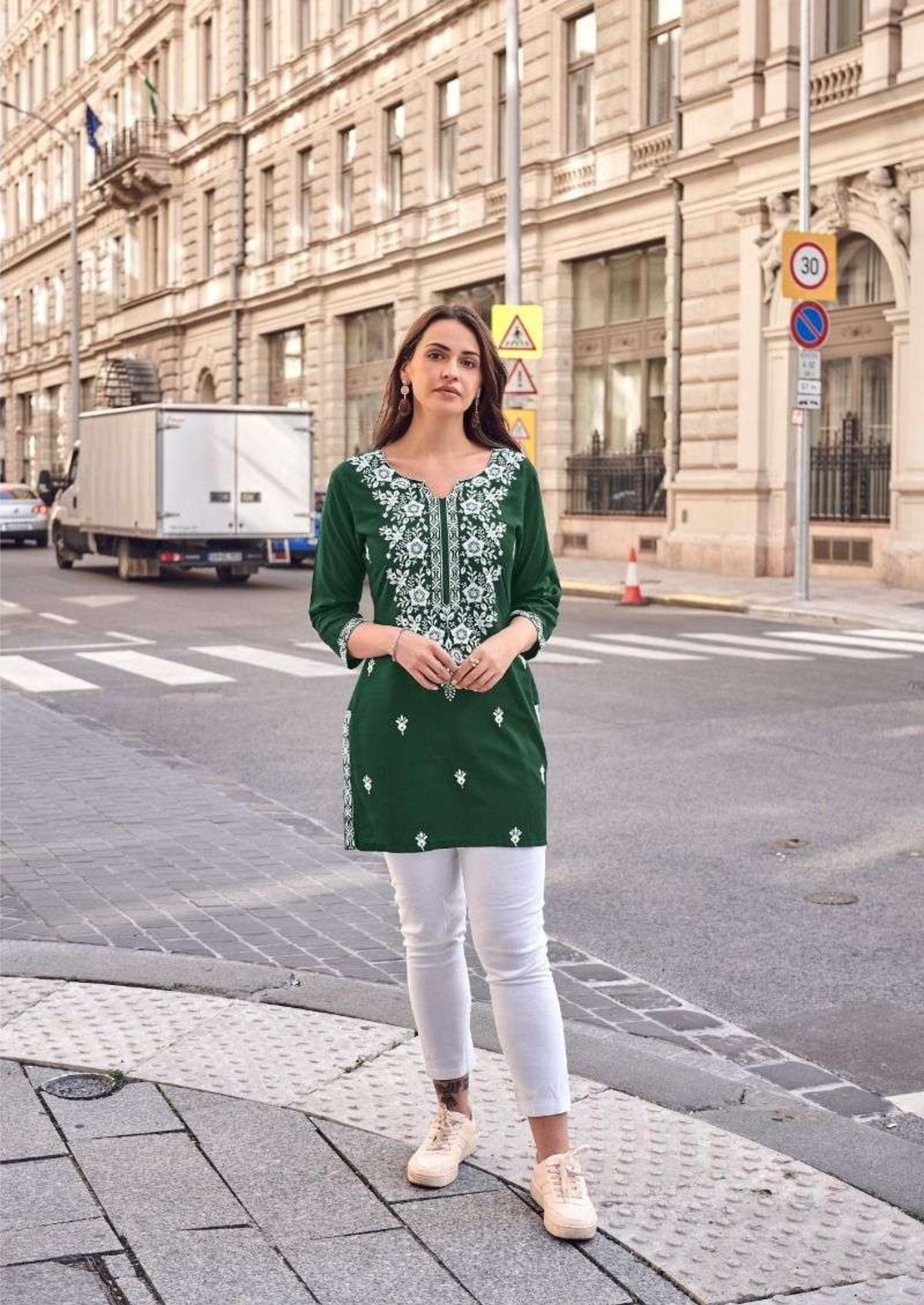 Vamika Ruhana – Premium Heavy Rayon Short Tunic Tops
