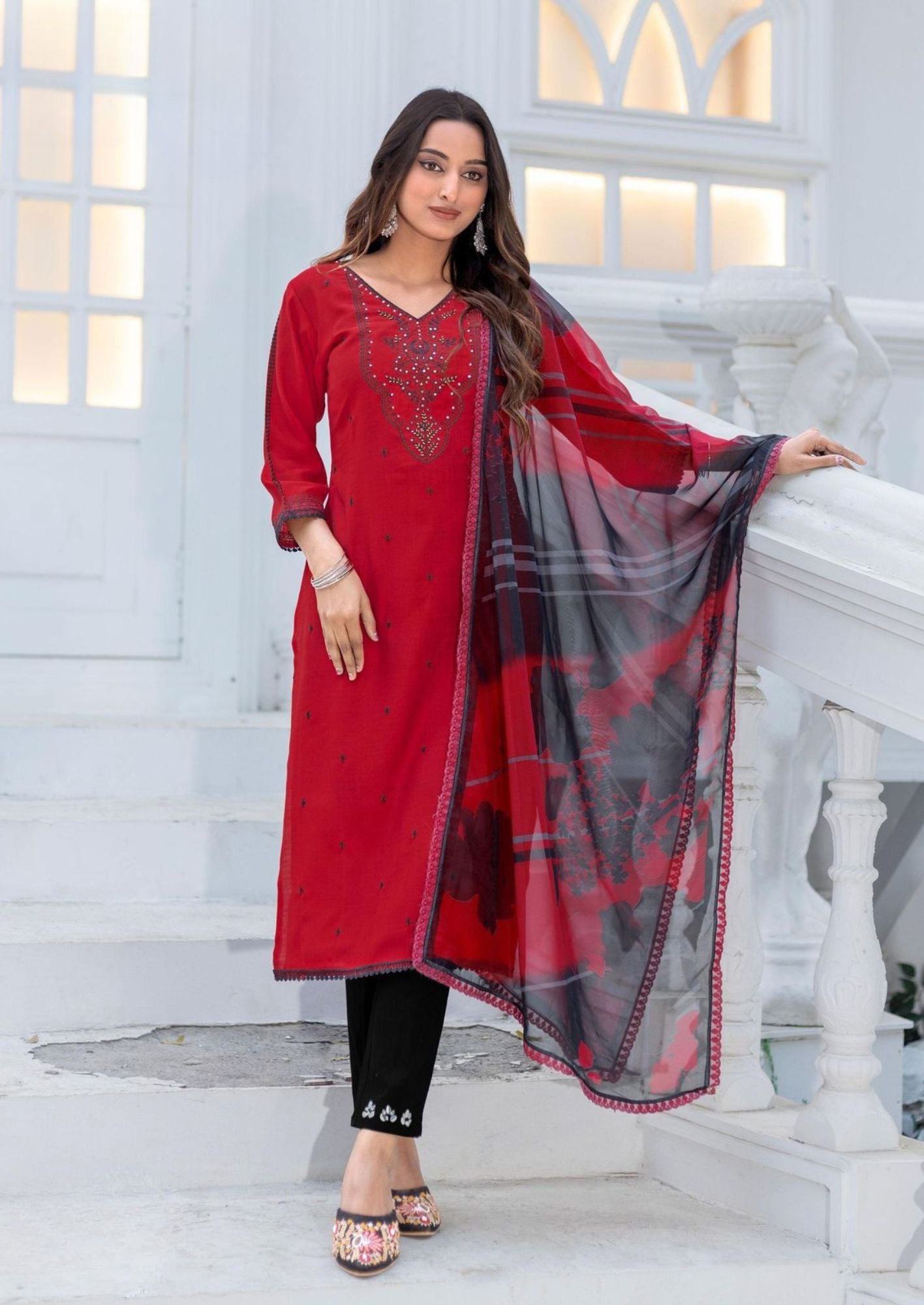 Woogle Nirvee Red and Black Kurti & pant set