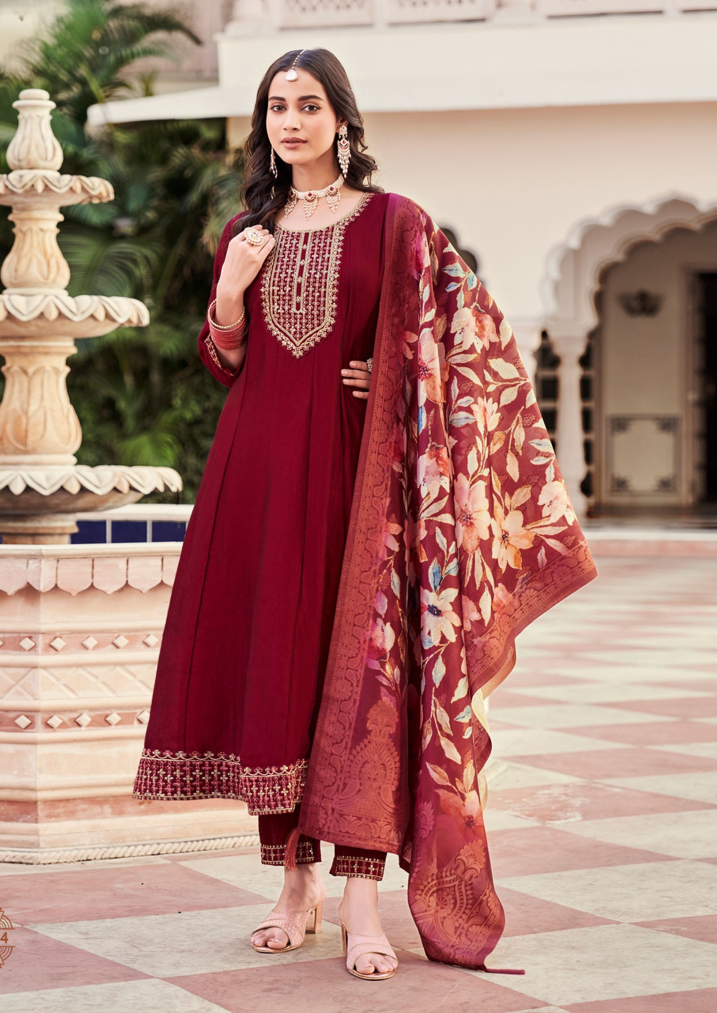 Malang Radhika Elegant Vichitra Silk Kurti and Pant Set