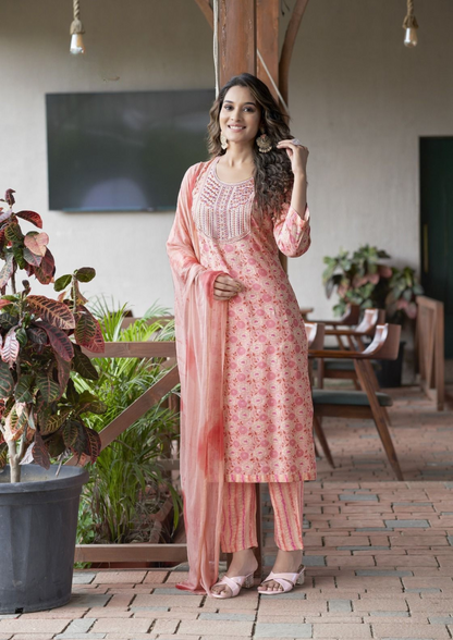 Mystic Shagun Stylish Foil Print Kurti Pant Set with Embroidered Neck