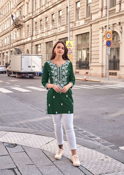 Vamika Ruhana – Premium Heavy Rayon Short Tunic Tops