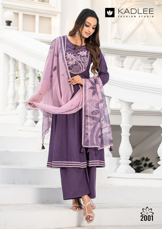 Kadlee Swarnika Kurti & Pant set
