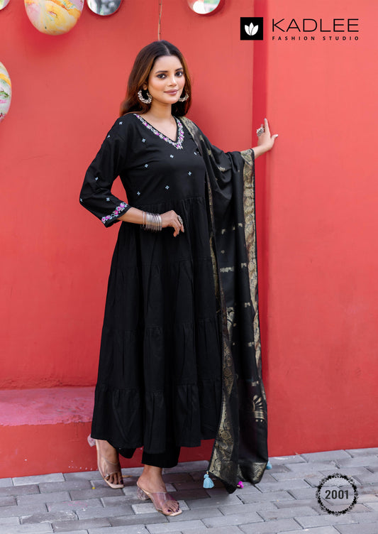 Kadlee Taneja Kurti & Pant Set