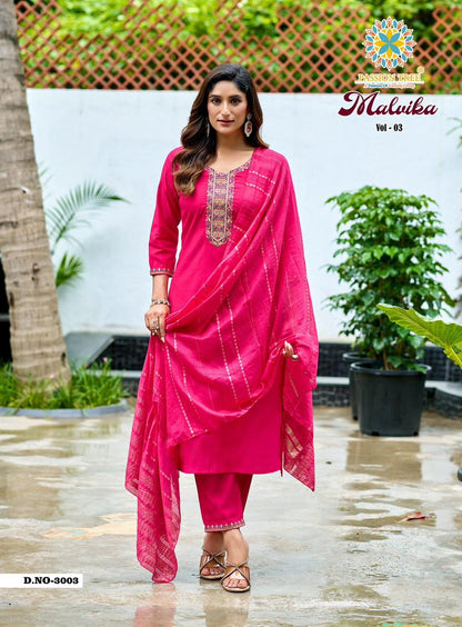 Malvika Kurti Set